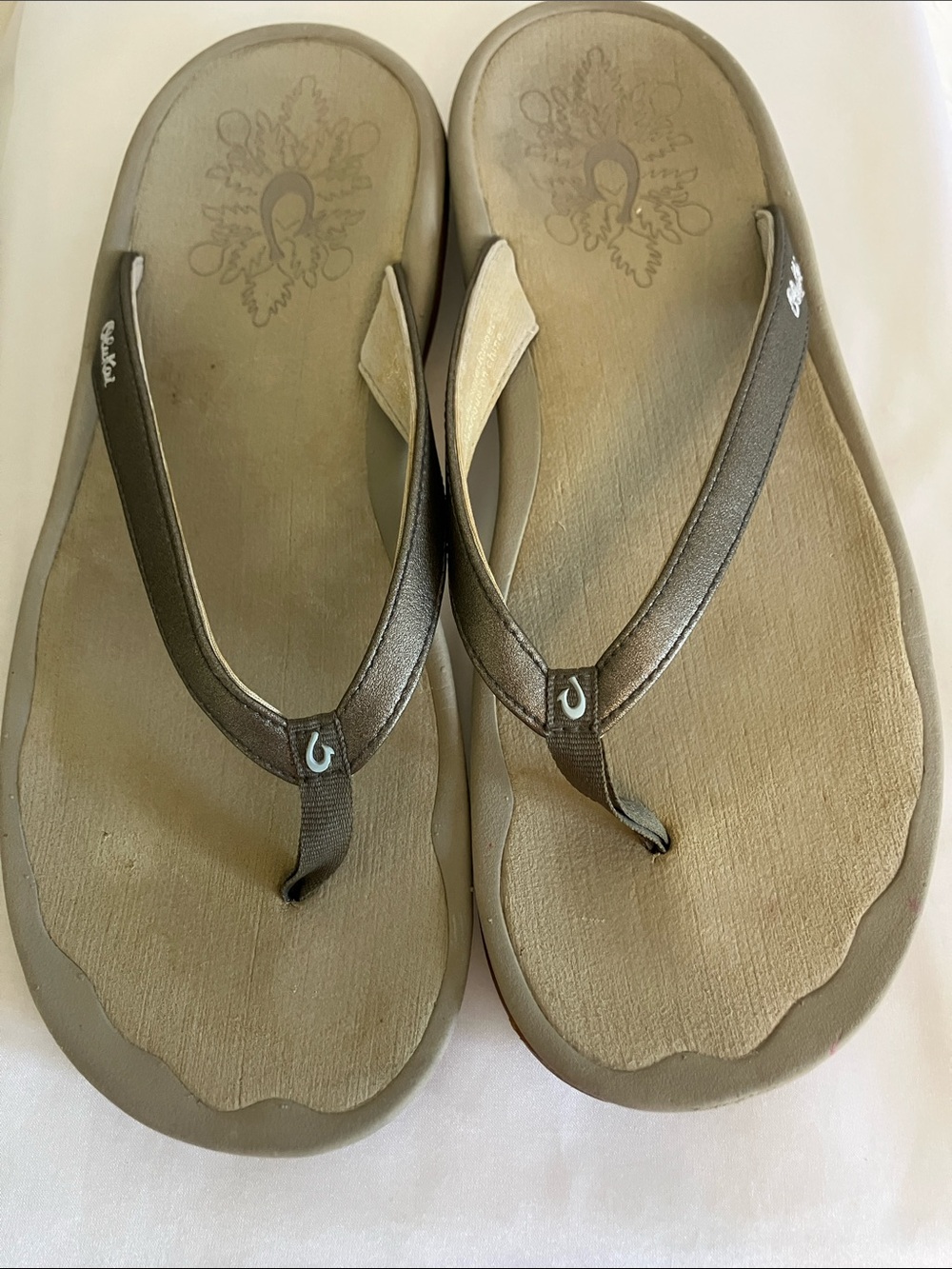 OluKai Bronze metallic Flip-Flop Sandals